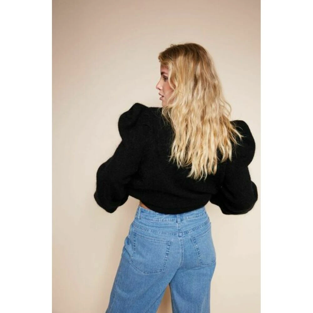 SORT LINE OF OSLO LADY GENSER Black