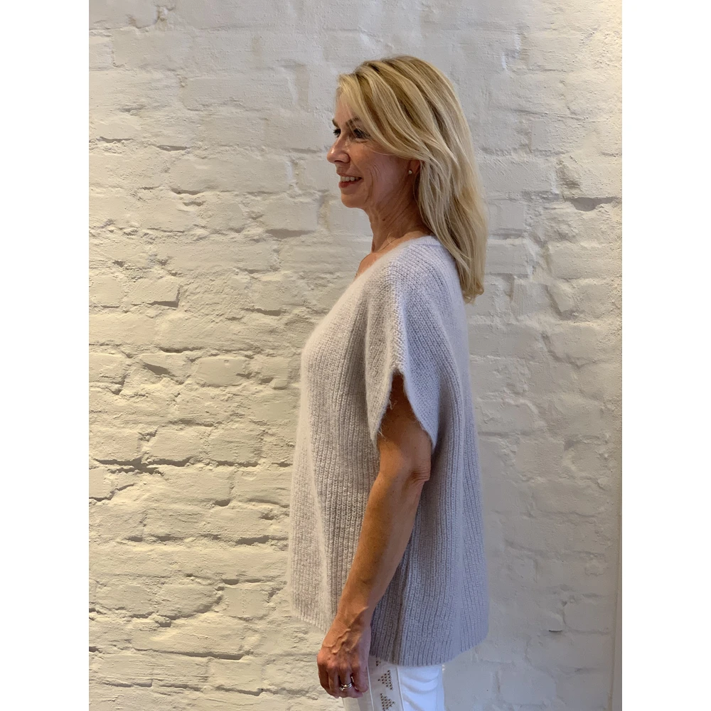 Arnie Says Genser Gray