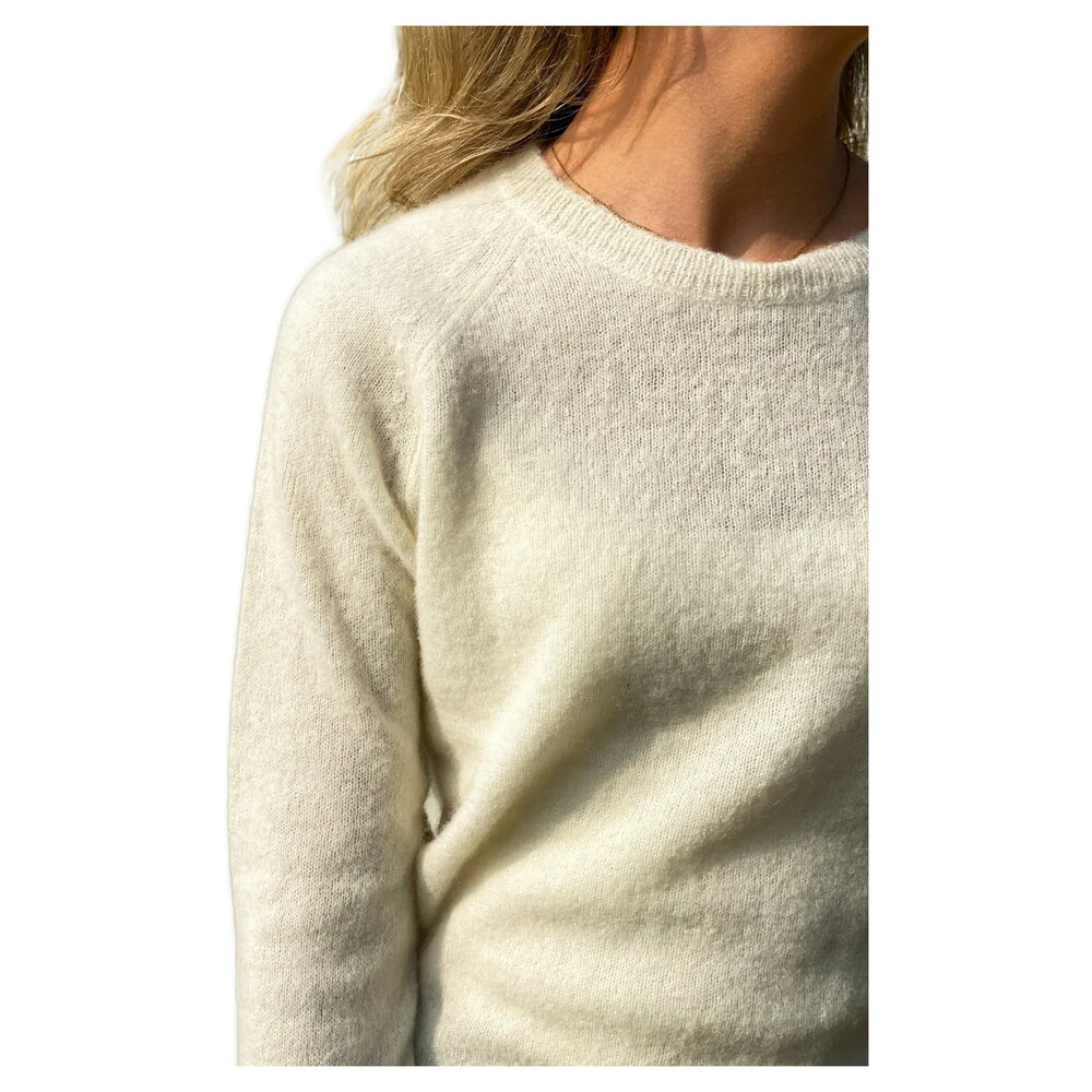 Arnie Says Fiona Genser White - Bilde 2