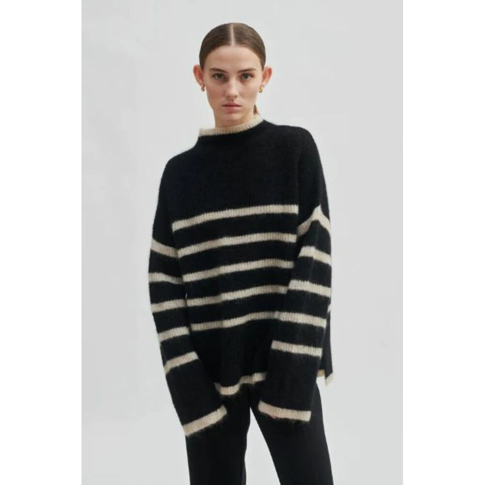 Second Female Ovalis Knit T-Neck Black